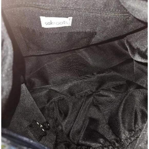 Sakroots Atlas Hobo Bag Vegan Purse Lightweight Spacious Floral Pattern NEW - Picture 8 of 12